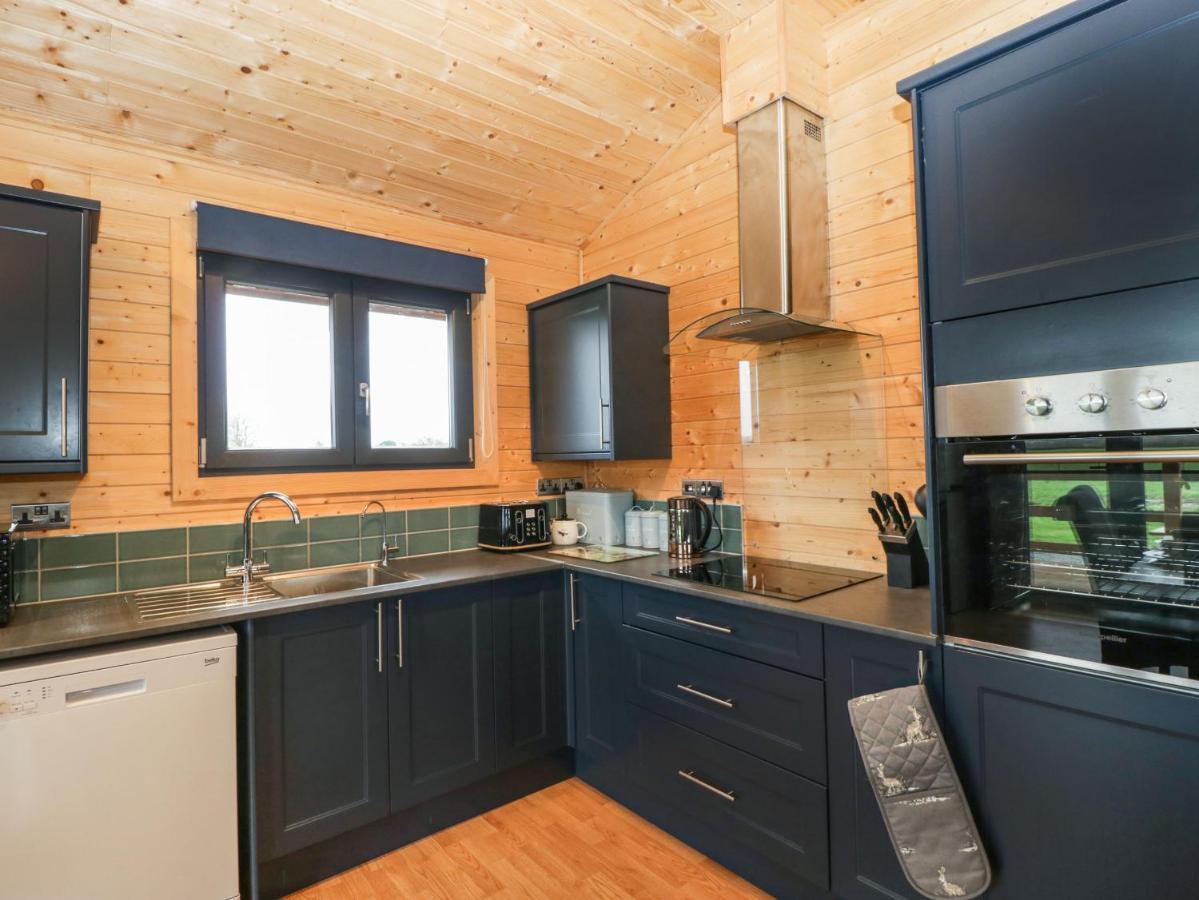 The Lodge At Crossroads Farm Bridgwater Zewnętrze zdjęcie